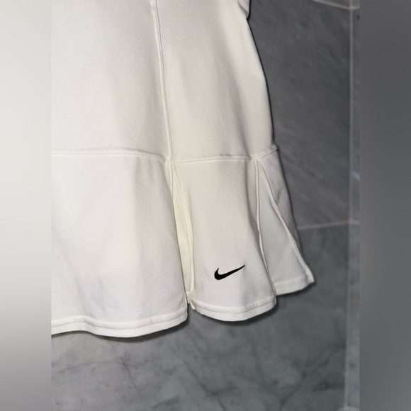 Nike White Tennis Skort size Small Dri Fit - Picture 3 of 7